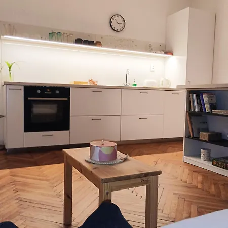 Mona Lisa Апартаменты