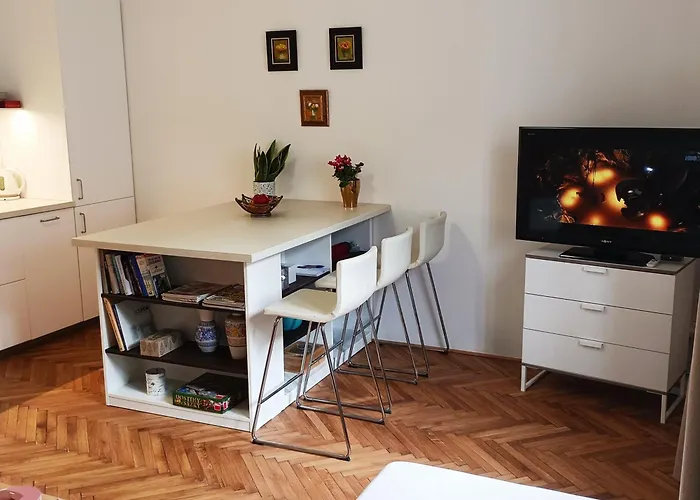 Mona Lisa Apartament *
